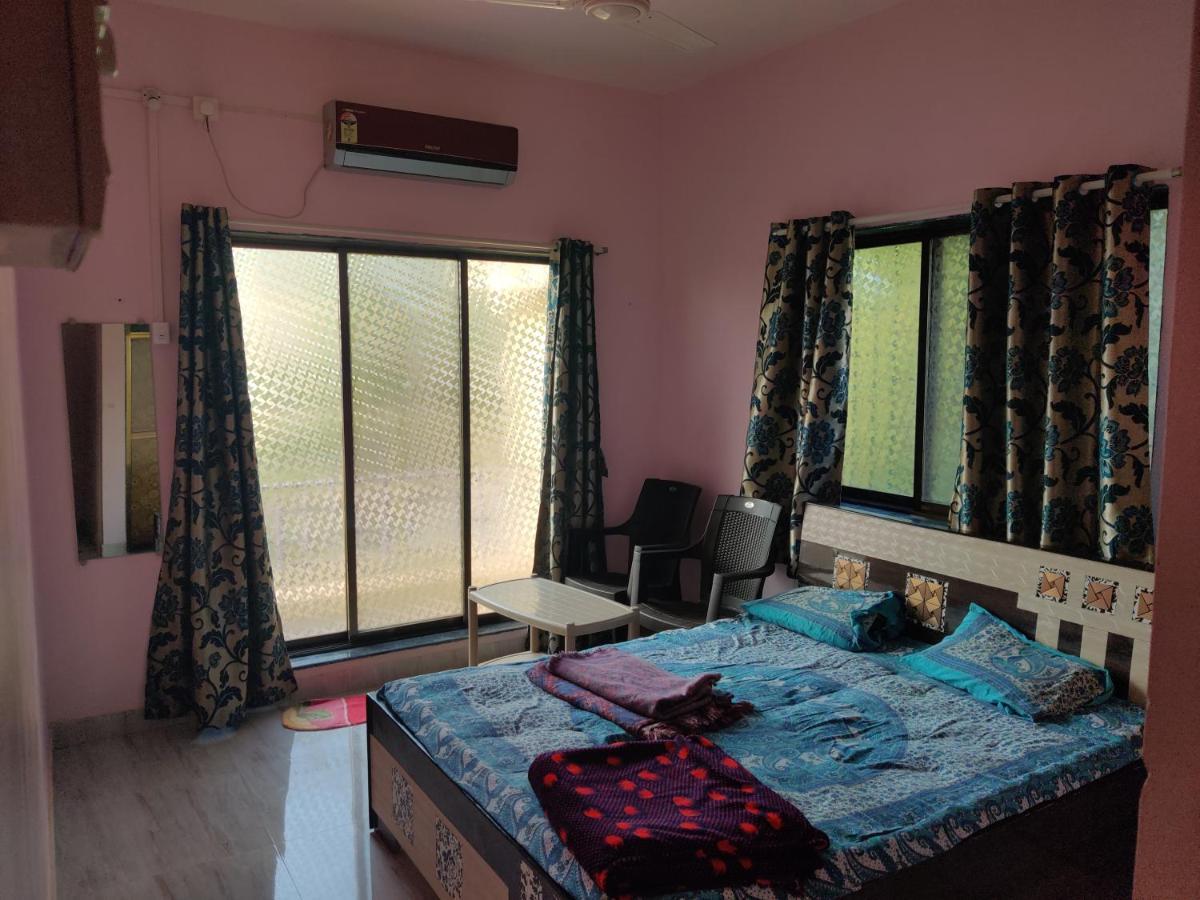 Gulmohar Cottages - Home Stay In آليباغ المظهر الخارجي الصورة
