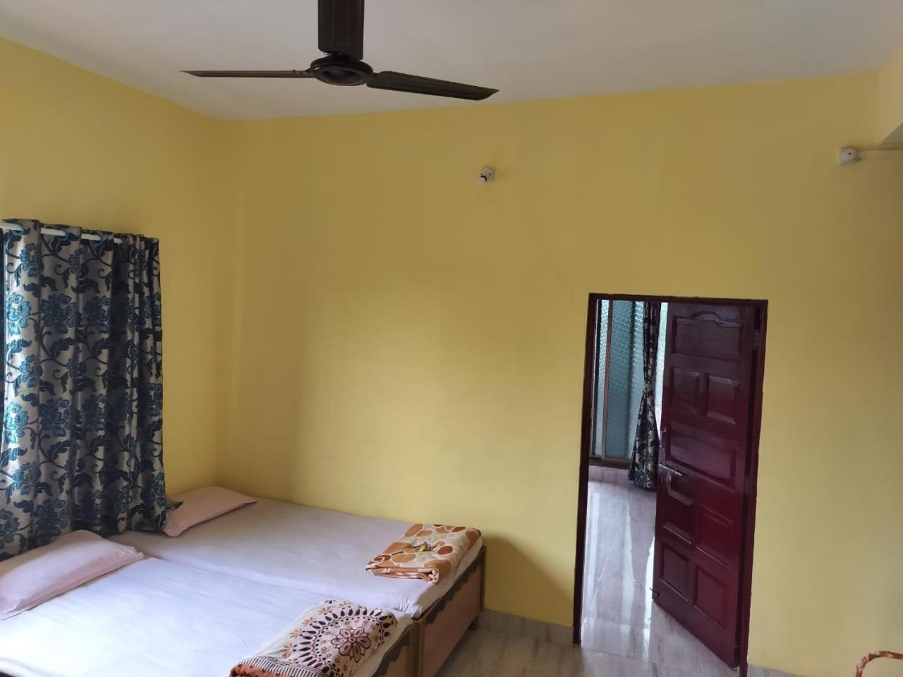 Gulmohar Cottages - Home Stay In آليباغ المظهر الخارجي الصورة
