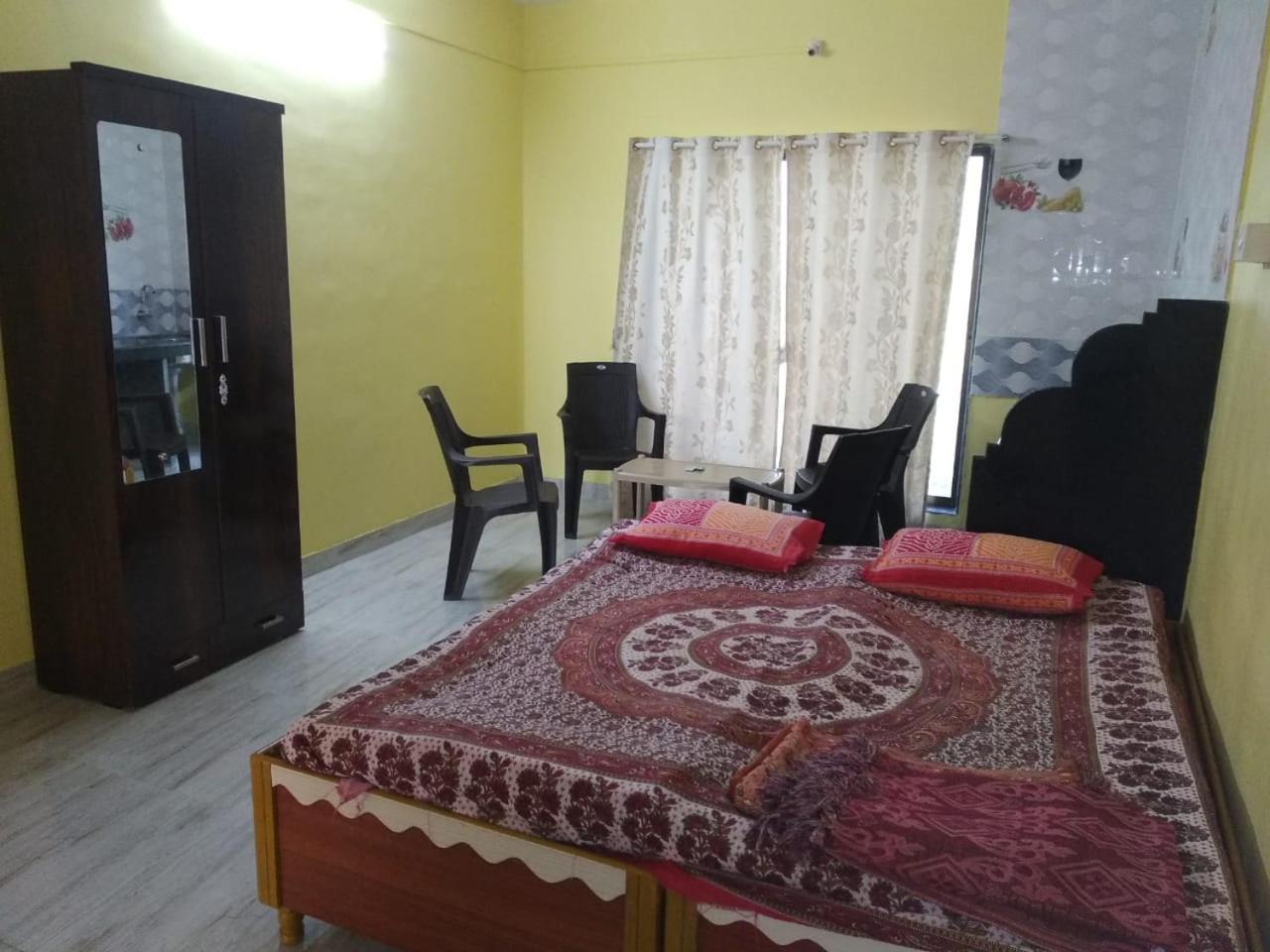 Gulmohar Cottages - Home Stay In آليباغ المظهر الخارجي الصورة
